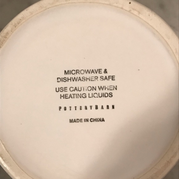 Set of Pottery Barn mugs. - Picture 5 of 6